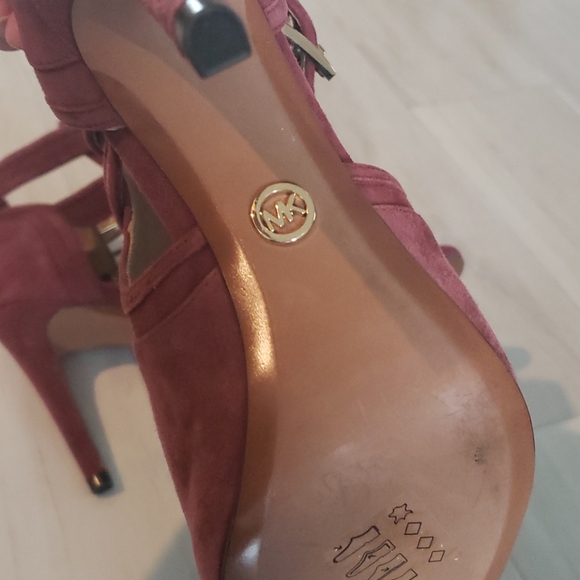 Michael kors suede boots - Picture 2 of 2